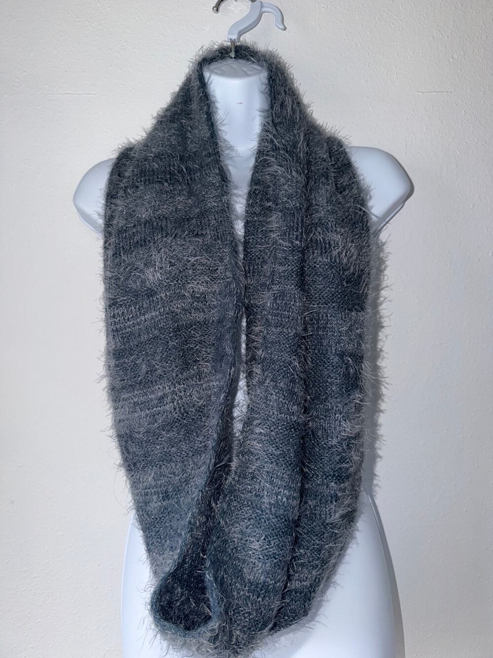 5/$25 Noelle Blue Fuzzy Warm Infinity Scarf Womens Fall Winter Layering Piece
